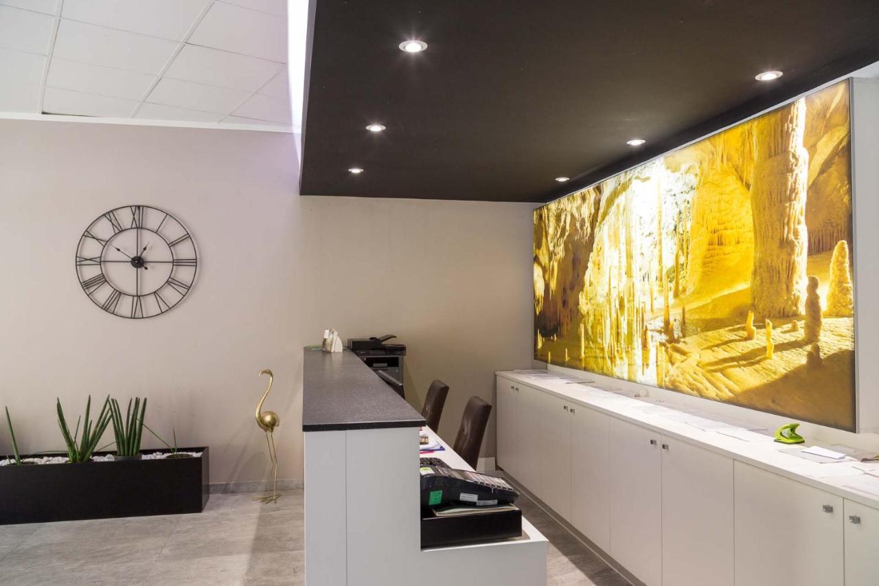 Hotel Terme Di Frasassi Genga  Exteriör bild