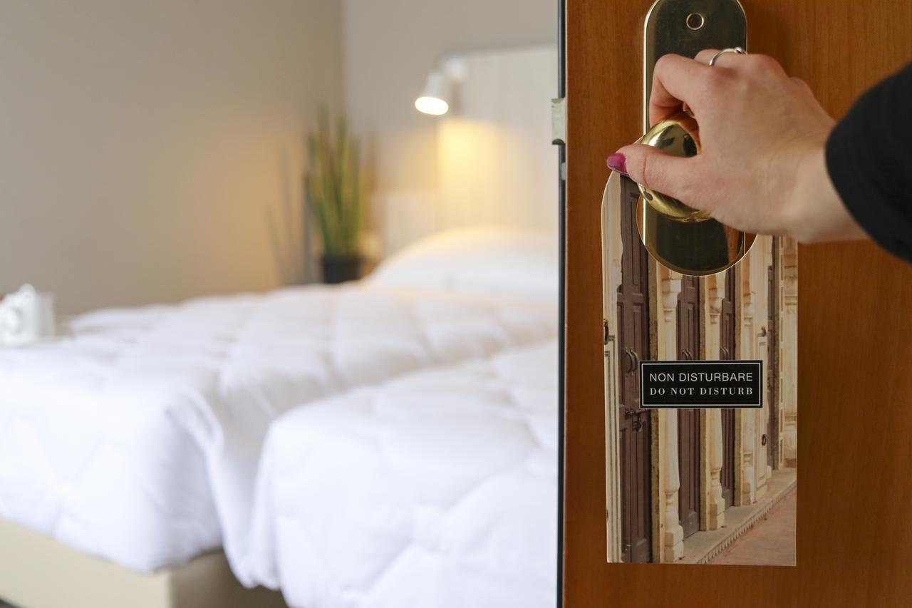 Hotel Terme Di Frasassi Genga  Exteriör bild